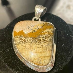 Natural Owyhee Jasper gemstone Cabochon in sterling silver 925, triangular shape